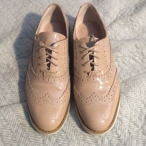 Patent leather wingtips